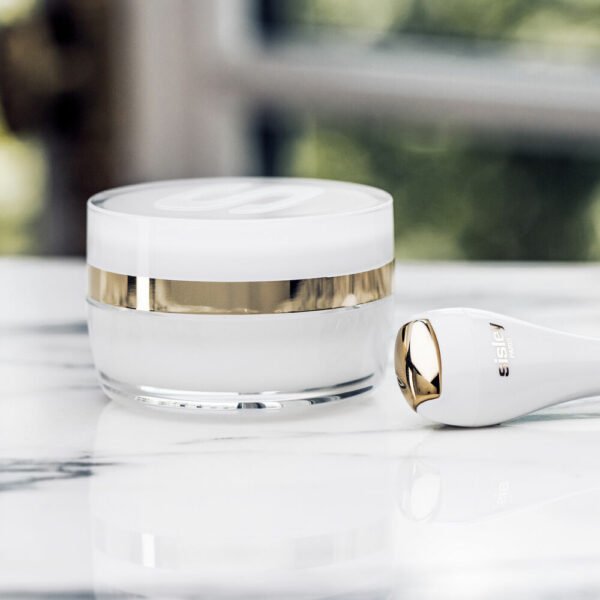 Sisley L'integral Anti-age Eye Contour Cream, 0.5 Ounce - Imagem 6
