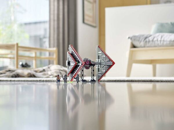 LEGO Star Wars Tie Fighter Sith 75272 - Imagem 7