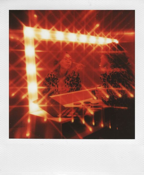 Câmera Fotográfica Polaroid One Step - Imagem 4