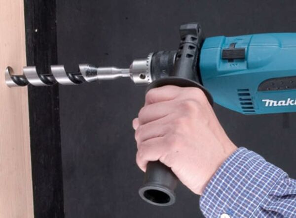 Furadeira de Impacto Profissional com Maleta 16mm 680w HP1640 Makita - Imagem 2