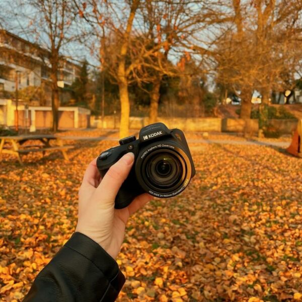 Câmera Digital PIXPRO FZ55-BK Zoom Óptico Full HD LCD KODAK - Imagem 2